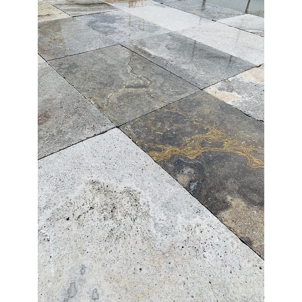 Silver Travertine Honed Tumbled Unfilled Paver 400x200x26mm