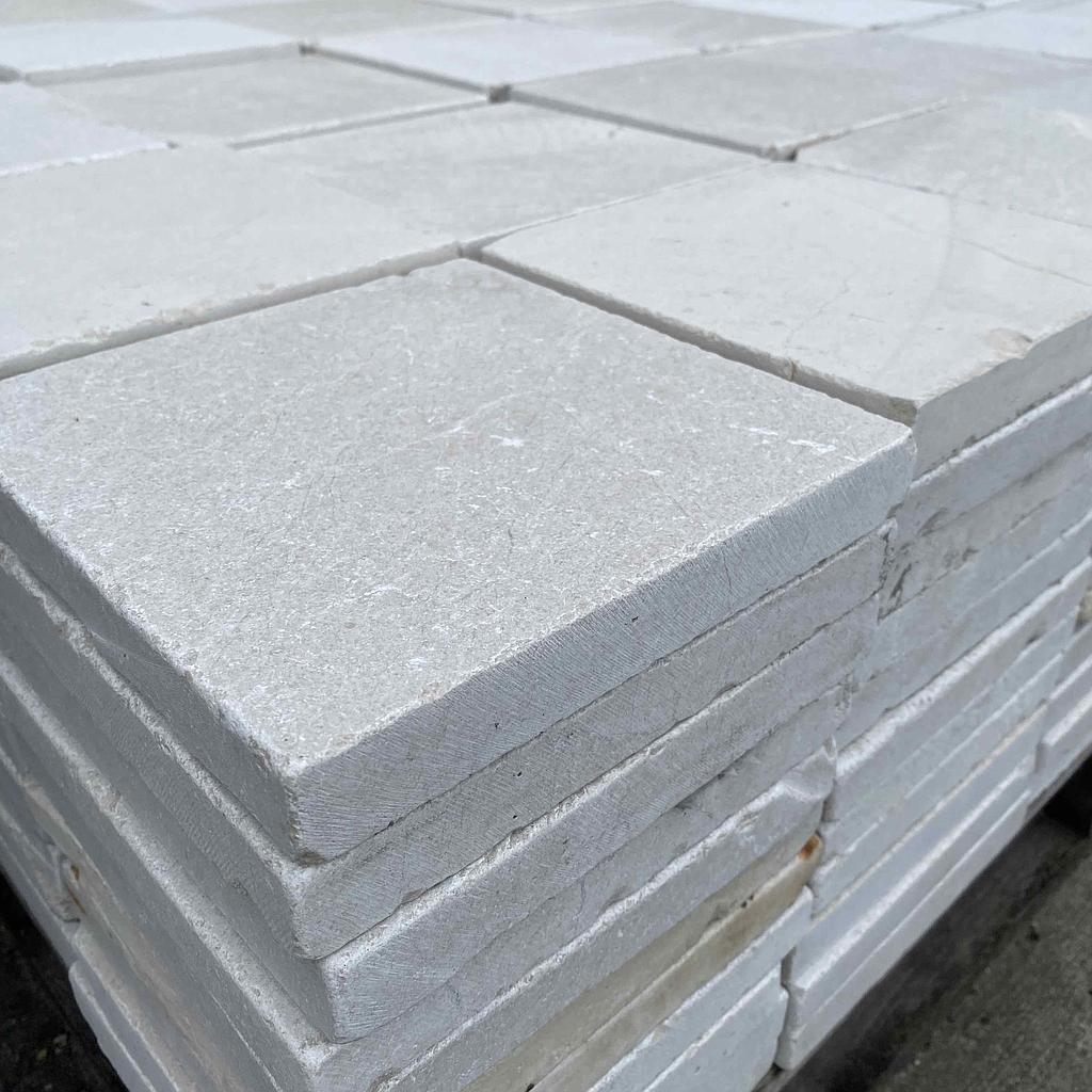 [PATAUPHOTUNAUN303030] Ultra Premium Travertine Honed Tumbled Paver 300x300x30mm