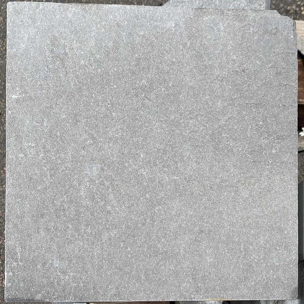 [PALIASNATUNANA404030] Ash Grey Limestone Natural Split Tumbled Paver 400x400x30mm