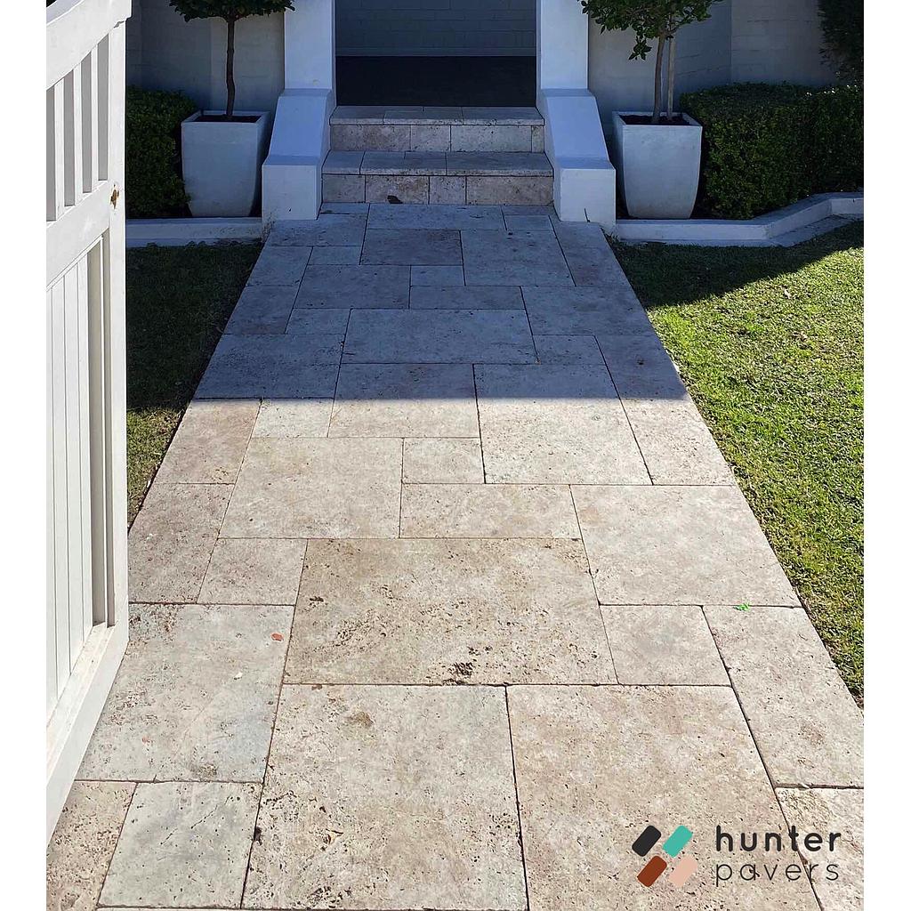 [PATABEHOTUNAUN40640630] Beige Travertine Honed Tumbled Unfilled Paver 400x400x27mm