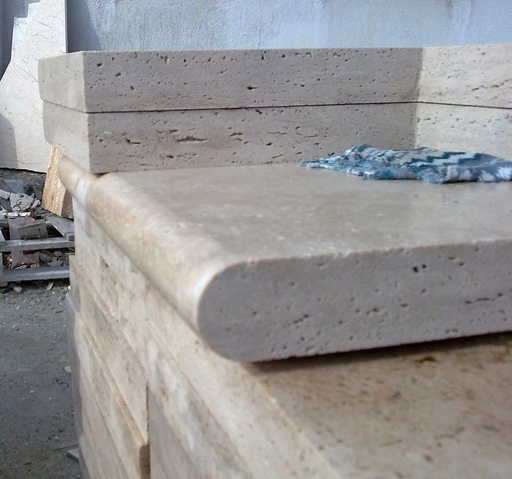 [PATACAHOBUNAUN604030] Classic Travertine Honed Bullnose Long Edge Unfilled Paver 600x400x30mm