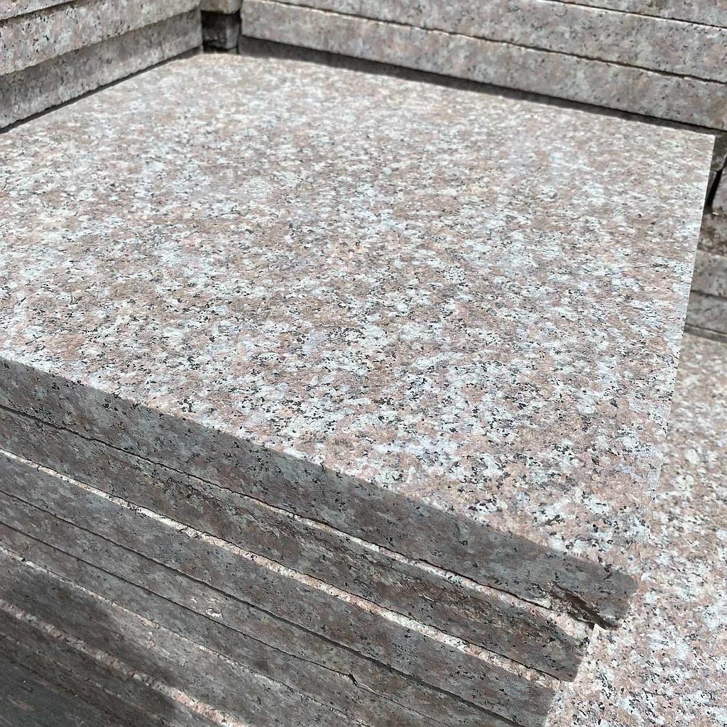 [PAGAROFASUNANA404030] Rose Granite Flamed Paver 400x400x30mm